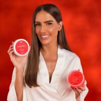 Esfoliante Íntimo INTT + Deborah Secco: Renovação, Maciez e Cuidado Para Pele